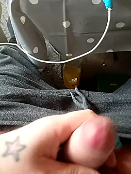 maiki7778 online show from 10.25.25