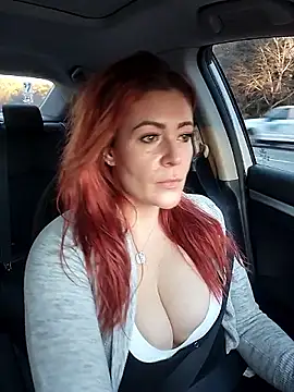 Snapshot of HollyTattoo chatting on 01.13.26 HollyTattoo online show from 01.13.26