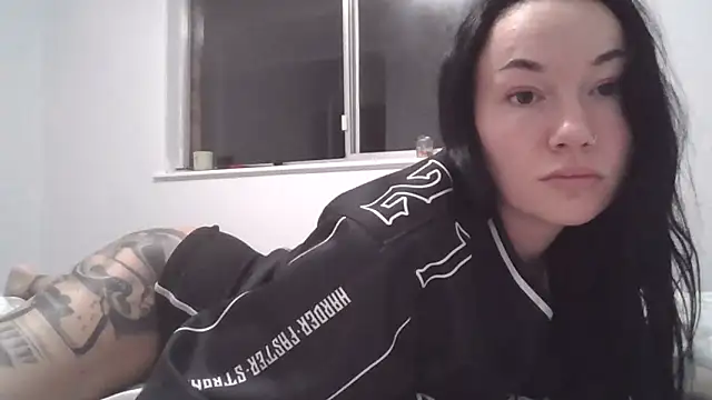 Snapshot of Fetish_Ruby chatting on 02.11.26 Fetish Ruby online show from 02.11.26