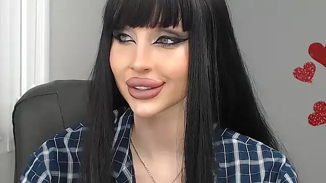 Snapshot of Lady_Joli chatting on 02.21.25 Lady Joli online show from 02.21.25