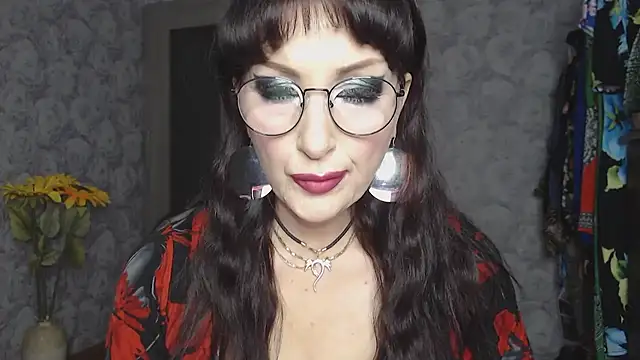 Aziza1 online show from 10.13.25