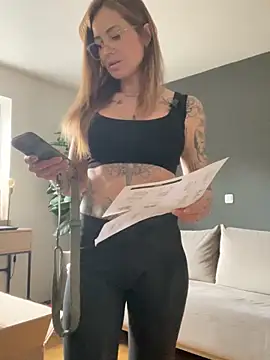 Etwas neugierig online show from 03.01.26