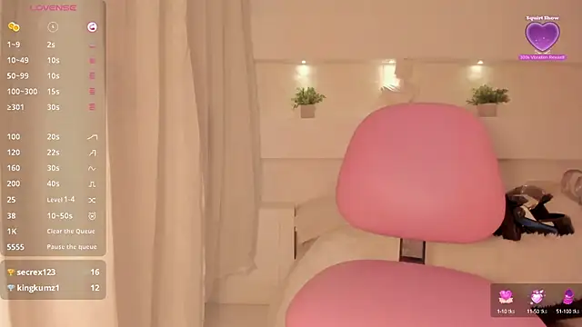 Snapshot of AshleyRoys chatting on 03.03.25 AshleyRoys online show from 03.03.25