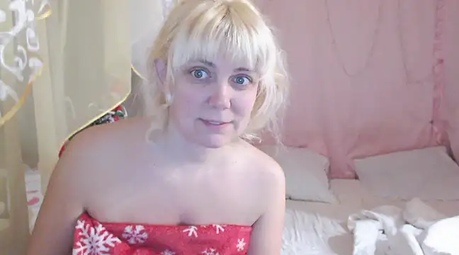 SunnySylvia online show from 01.03.25