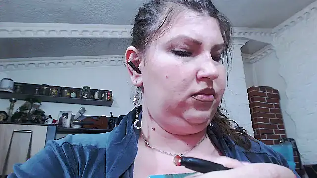 Snapshot of piticaforever chatting on 03.15.25 piticaforever online show from 03.15.25