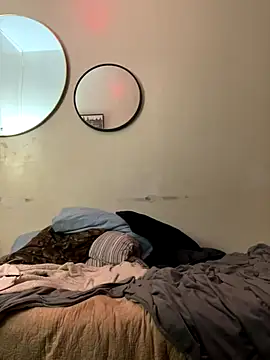 Snapshot of sashamate chatting on 09.28.25 sashamate online show from 09.28.25