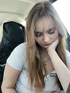 Snapshot of Night_dreams chatting on 02.20.25 Night dreams online show from 02.20.25