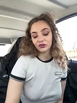 Snapshot of Night_dreams chatting on 02.27.25 Night dreams online show from 02.27.25