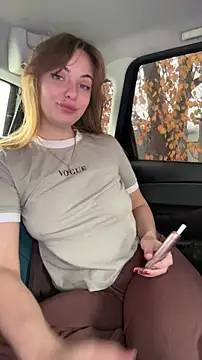 Snapshot of Night_dreams chatting on 11.08.25 Night dreams online show from 11.08.25