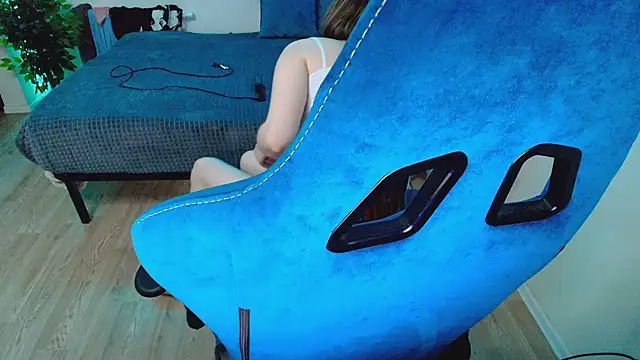 CranberryHot online show from 11.16.25