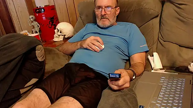 snickers1 online show from 10.15.25