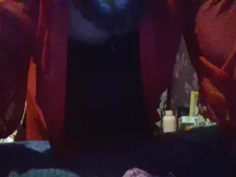 Snapshot of Myckeul chatting on 10.08.25 Myckeul online show from 10.08.25