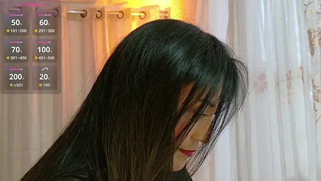 Snapshot of _steffy_ chatting on 05.21.26 steffy online show from 05.21.26