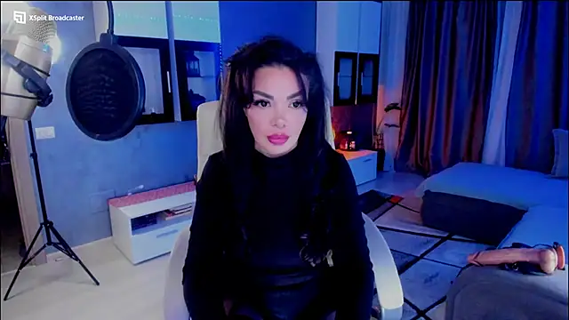 Snapshot of Miss_kay1111 chatting on 02.08.25 Miss kay1111 online show from 02.08.25