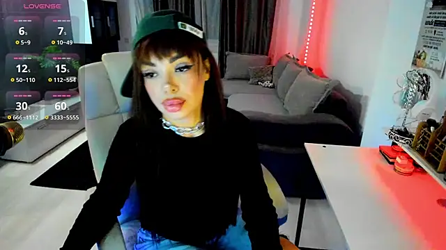 Snapshot of Miss_kay1111 chatting on 11.14.25 Miss kay1111 online show from 11.14.25