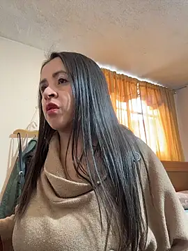 Snapshot of latinfemale chatting on 04.20.26 latinfemale online show from 04.20.26
