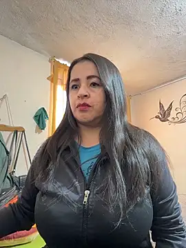 Snapshot of latinfemale chatting on 05.22.26 latinfemale online show from 05.22.26
