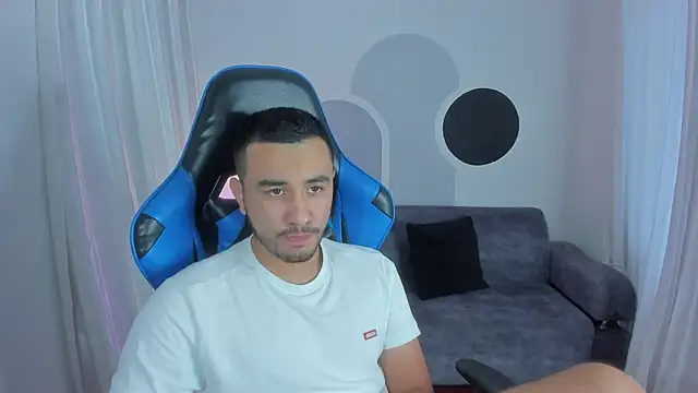 Nick Moca online show from 12.04.24