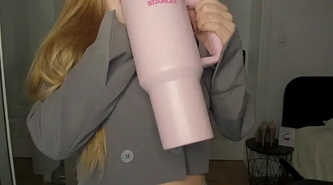 sexyCoralie online show from 02.04.25