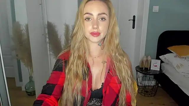 sexyCoralie online show from 05.30.26