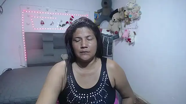 Sharloth milf online show from 01.05.26