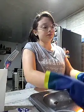 Snapshot of linda-schmidt chatting on 11.07.25 linda-schmidt online show from 11.07.25