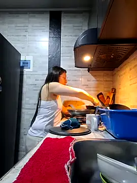 Snapshot of linda-schmidt chatting on 11.07.25 linda-schmidt online show from 11.07.25