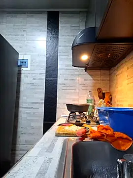 Snapshot of linda-schmidt chatting on 12.02.25 linda-schmidt online show from 12.02.25