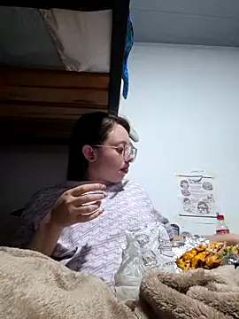 Snapshot of linda-schmidt chatting on 06.22.26 linda-schmidt online show from 06.22.26