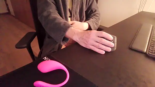 BisexDreams online show from 03.17.25