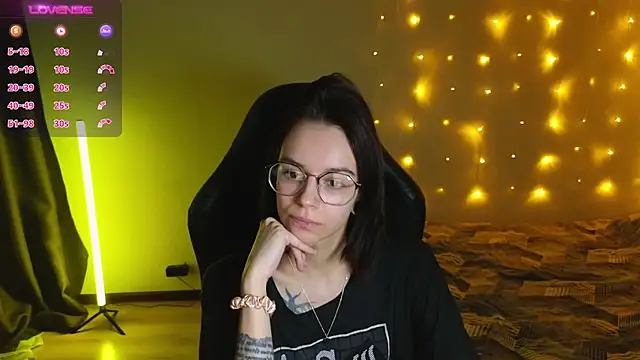 Snapshot of alyssa_sweet chatting on 01.17.25 alyssa sweet online show from 01.17.25