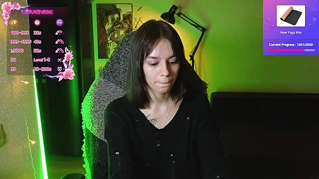 Snapshot of alyssa_sweet chatting on 02.25.25 alyssa sweet online show from 02.25.25