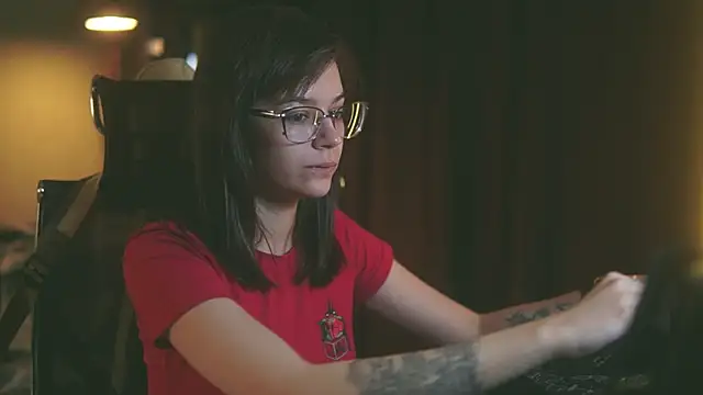 Snapshot of alyssa_sweet chatting on 09.11.25 alyssa sweet online show from 09.11.25