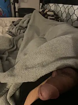 Snapshot of boooo7 chatting on 11.05.25 boooo7 online show from 11.05.25