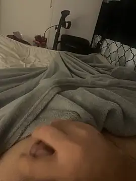 Snapshot of boooo7 chatting on 11.16.25 boooo7 online show from 11.16.25