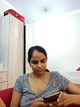 Snapshot of DirtySnowball69 chatting on 12.06.24 DirtySnowball69 online show from 12.06.24