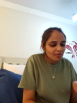 Snapshot of DirtySnowball69 chatting on 12.16.24 DirtySnowball69 online show from 12.16.24