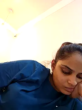 Snapshot of DirtySnowball69 chatting on 12.21.24 DirtySnowball69 online show from 12.21.24