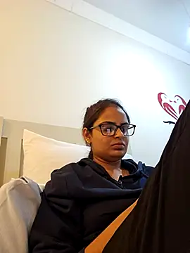 Snapshot of DirtySnowball69 chatting on 02.07.25 DirtySnowball69 online show from 02.07.25