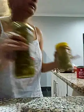 Snapshot of DirtySnowball69 chatting on 09.16.25 DirtySnowball69 online show from 09.16.25