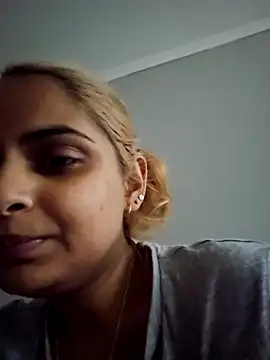 Snapshot of DirtySnowball69 chatting on 10.02.25 DirtySnowball69 online show from 10.02.25