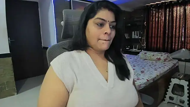 Snapshot of tarivishu23 chatting on 12.20.24 tarivishu23 online show from 12.20.24