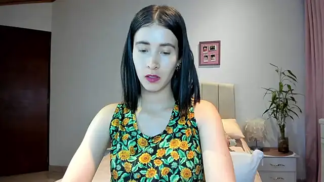 Snapshot of macarena_vallejo chatting on 03.03.25 macarena vallejo online show from 03.03.25