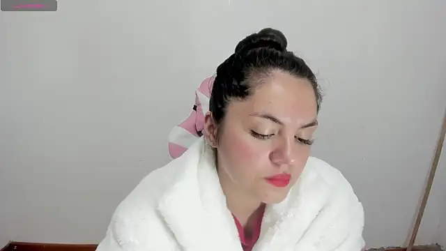 Anal Milky Momma online show from 01.16.25