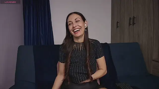 Swetisabella01 online show from 05.16.26
