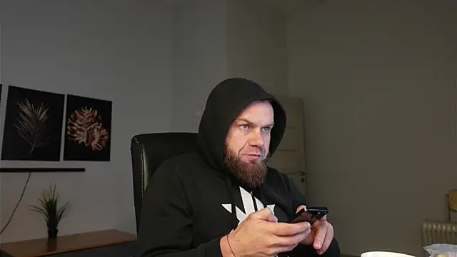 Tommy Burnz online show from 11.29.25