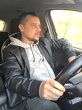 Snapshot of DanielOhCool chatting on 03.06.25 DanielOhCool online show from 03.06.25