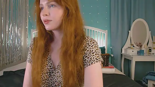 Snapshot of GingerArin chatting on 05.30.26 GingerArin online show from 05.30.26