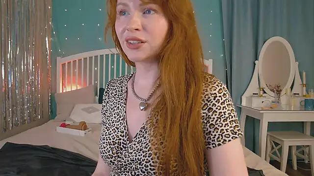 Snapshot of GingerArin chatting on 06.03.26 GingerArin online show from 06.03.26