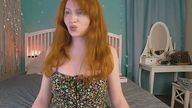 Snapshot of GingerArin chatting on 07.04.26 GingerArin online show from 07.04.26